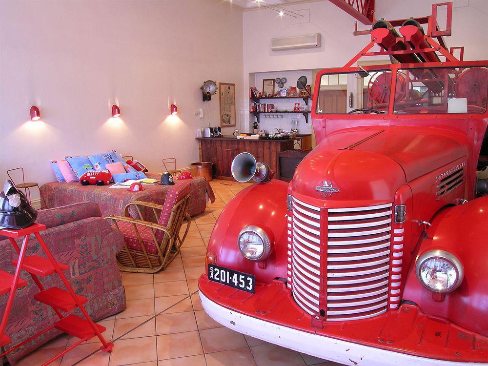 Fire Station Inn Adelaide Eksteriør billede